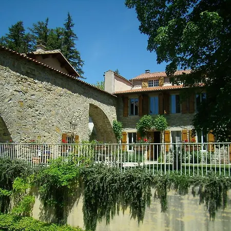 לינה וארוחת בוקר Les Tilleuls Adults Only Saint-Georges-de-Luzençon